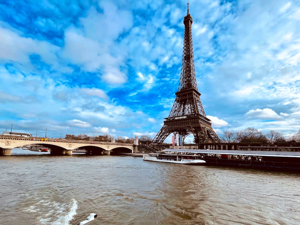 パリ・セーヌ川クルーズ体験