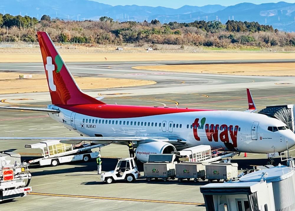 阿蘇くまもと空港ターミナル・ティーウェイ航空