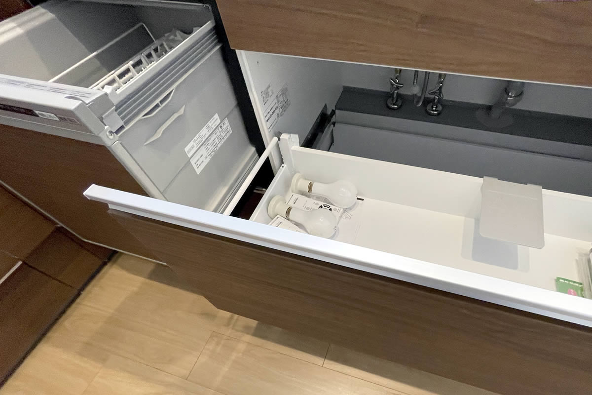 ザ・ヨコハマタワーズ タワーウエスト キッチン収納と食洗機